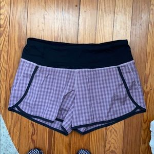 Lululemon tracker running shorts